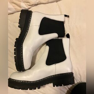 Marc Fisher LTD white platform boots size 8.5M